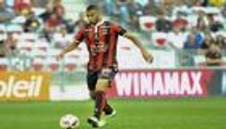 3 أندية أوروبية ترغب في ضم المغربي بلهندة