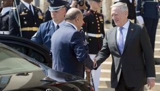 ماتيس ونظيره التركي في لقاء سابق بتركيا (الفرنسية)