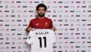 ليفربول يعلن ضم المصري صلاح رسميا