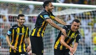 عكايشي وكهربا مع اتحاد جدة