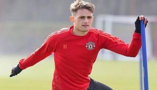 لاعب مانشستر يونايتد