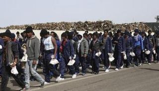 أستراليا تضيّق الخناق على دخول الأجانب لديها