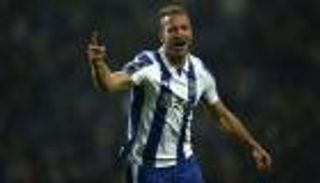 هدرسفيلد يبدأ استعداداته لـ"البريميير ليج" بصفقة قياسية