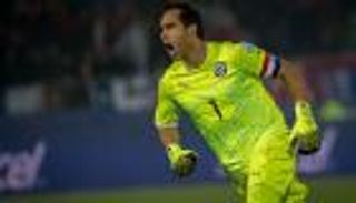 برافو يدعم تشيلي أمام أستراليا في كأس القارات