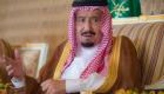 الملك سلمان: السعودية فتحت أبوابها لكل المعتمرين.. والإرهاب آفة العصر