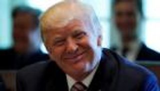 ترامب مهنئا بعيد الفطر: تحياتنا الحارة إلى المسلمين