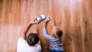 مشاركة الآباء في تنشئة أبنائهم تحدّ من البدانة