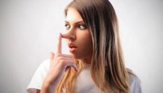 لغة الجسد تفضح الكاذب