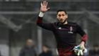 دوناروما يرحب بتجديد عقده مع ميلان