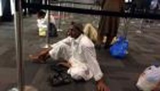 قطر تتسول الزائرين لكسر العزلة