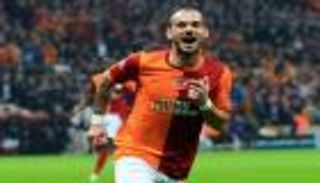 شنايدر ينضم لجالاكسي الأمريكي "مع إيقاف التنفيذ"