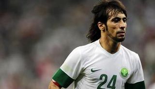 حسين عبدالغني بقميص الأخضر