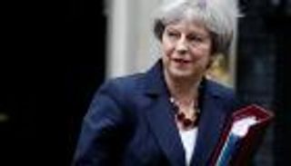 ماي تنجح في أول اختبار لها بعد نكسة الانتخابات