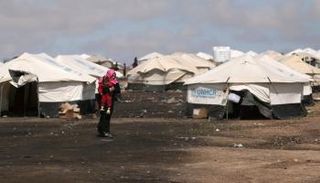 نازحو الرقة مأساة متكررة 