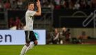 قائد ألمانيا يدعم روسيا قبل المونديال