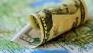 الدولار يواجه أسوأ أداء فصلي خلال 7 سنوات