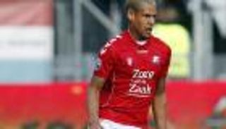 دراجة تصدم لاعب هولندي أثناء التدريبات