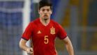 مدافع شباب "الماتادور" ينفي اهتمام برشلونة بضمه