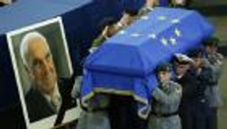 أوروبا تشيع هلموت كول بجنازة غير مسبوقة