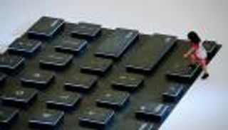 تقرير يحذر من النشاط السري للأطفال على الإنترنت