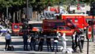 إجلاء ألفي راكب من مطار بباريس بعد تحذير أمني