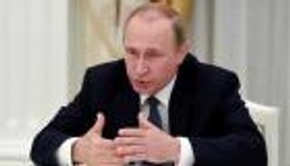 بوتين يقر قانونا بإعادة بناء موسكو