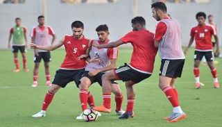 الأبيض الأوليمبي يواجه الأخضر السعودي