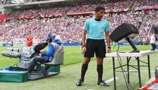 المرداسي يلجأ للفيديو في كأس القارات للمرة الثالثة