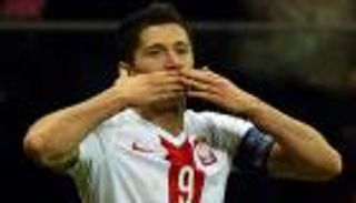 جماهير بولندية تطلب مكافأة خاصة لليفاندوفسكي