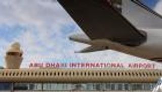 مطار أبوظبي يعلن رفع الحظر عن الحواسيب على متن كل الرحلات إلى أميركا