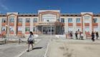 قانون بتغريم الآباء حال غياب أطفالهم عن المدرسة