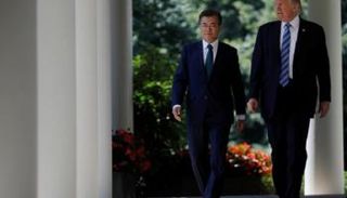 كوريا الجنوبية تفتح باب الحوار أمام جارتها الشمالية لمرة أخيرة