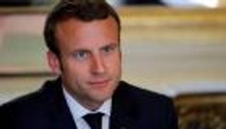 موقف ماكرون من الأسد يثير الغضب في فرنسا