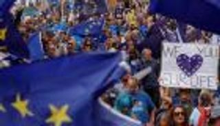 58 % من مؤيدي بريكست مستعدون لدفع المال مقابل حقوقهم الأوروبية