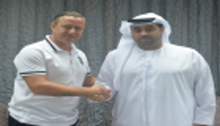 رئيس الوحدة الإماراتي يعقد اجتماعه الأول مع ريجيكامب 