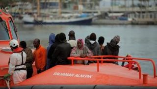 مهاجرون عبر البحر المتوسط