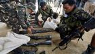 الفلبين تعتقل الممول الرئيسي للجماعة الإرهابية في ماراوي