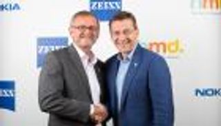 نوكيا تُضمّن هواتفها الذكية عدسات "زيس"