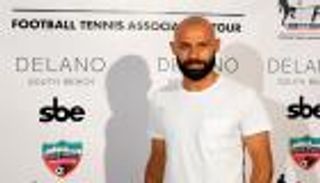 بالفيديو.. ماسكيرانو يرحب بتجديد عقد ميسي