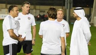 الجهاز الفني لمنتخب الإمارات