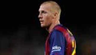 سبورتنج لشبونة يخلّص برشلونة من مدافعه