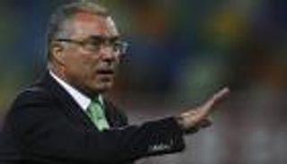 "الوسط" سلاح مدرب الزمالك أمام أهلي طرابلس