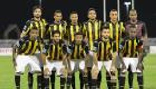 "الأجانب" يدفعون اتحاد جدة لمحاربة منع القيد