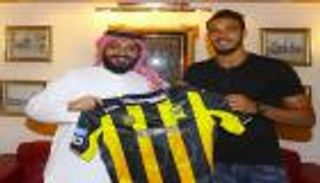 اتحاد جدة يجدد عقد الريو