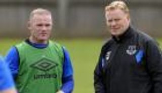 كومان يحدد موقع روني في تشكيلة إيفرتون