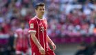 رومينيجه يبرئ أنشيلوتي ولاعبيه من اتهامات ليفاندوفسكي