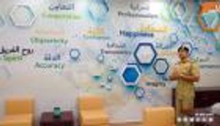 بالفيديو.. شرطة دبي ترسم السعادة على وجوه موظفيها