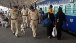 رجال شرطة هنود - صورة أرشيفية
