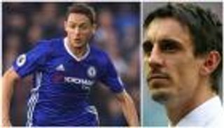 نيفيل يطلب من يونايتد التمسك بماتيتش