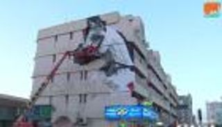 بالفيديو.. جداريات فنية تروي تاريخ الإمارات العريق